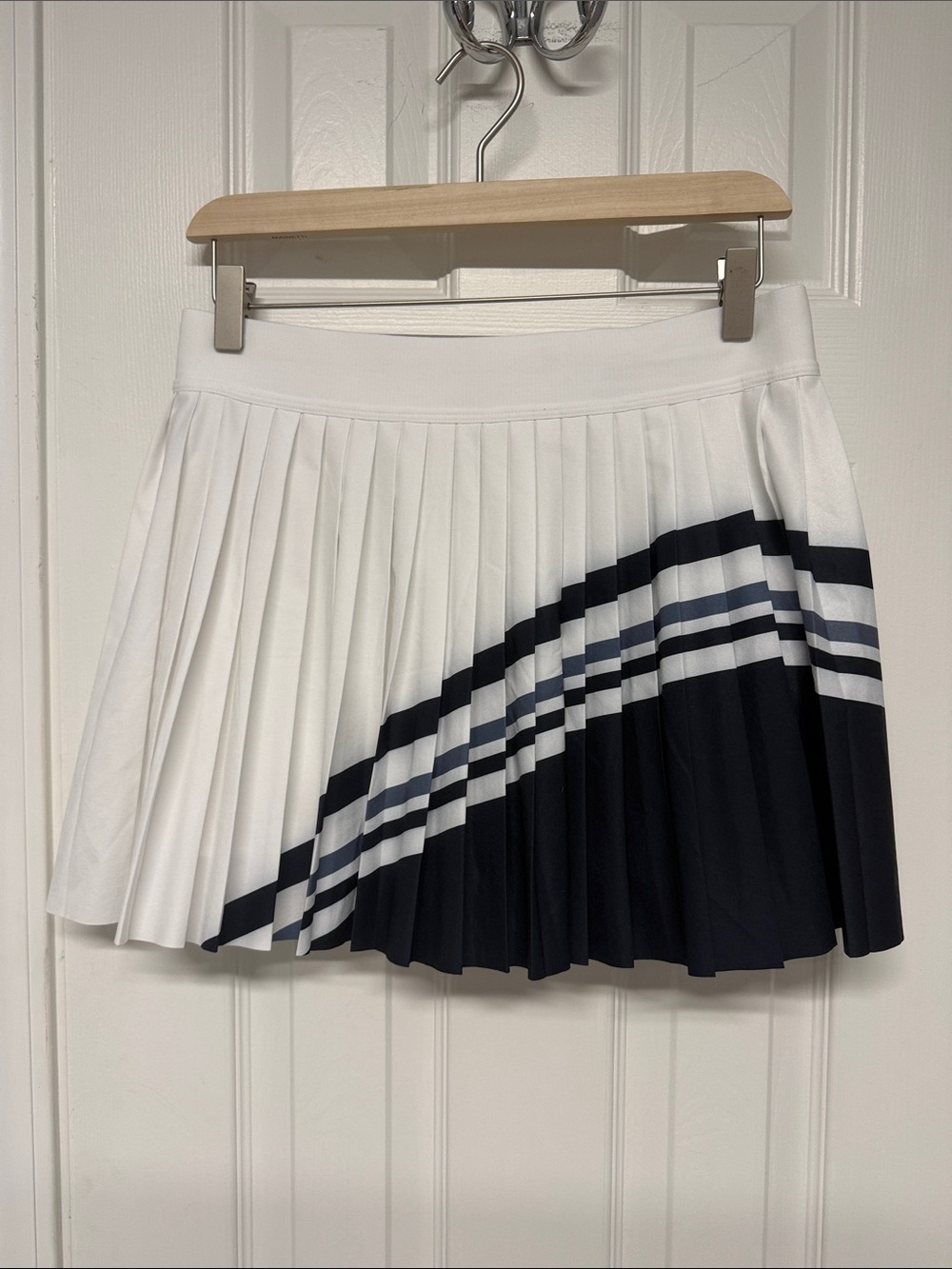 Athleta White Navy Pleated Mini Skirt with Stripes